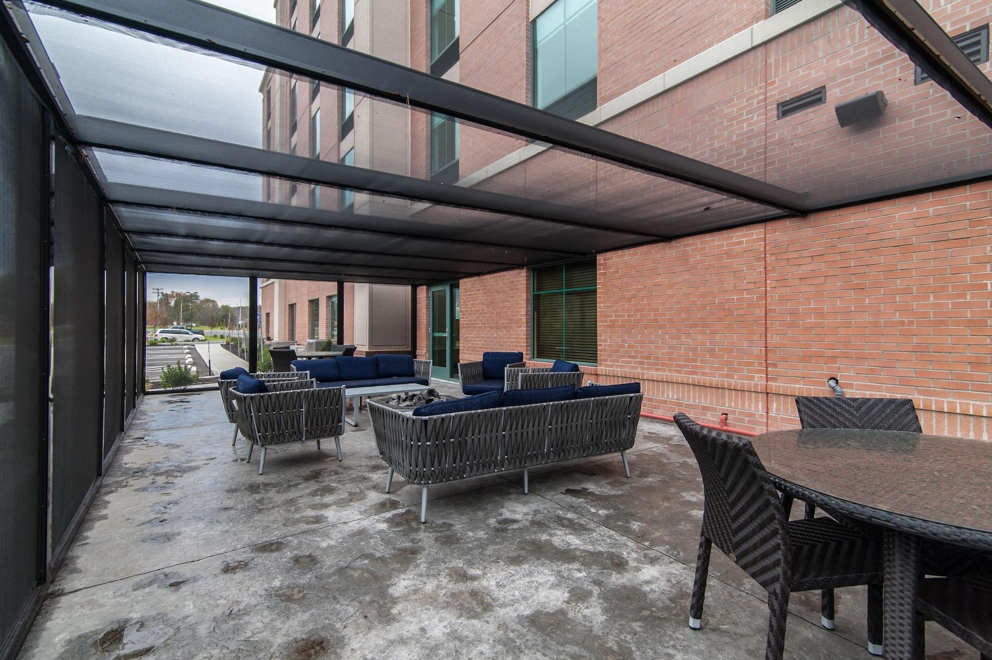 Hampton Inn Norwich Exterior foto