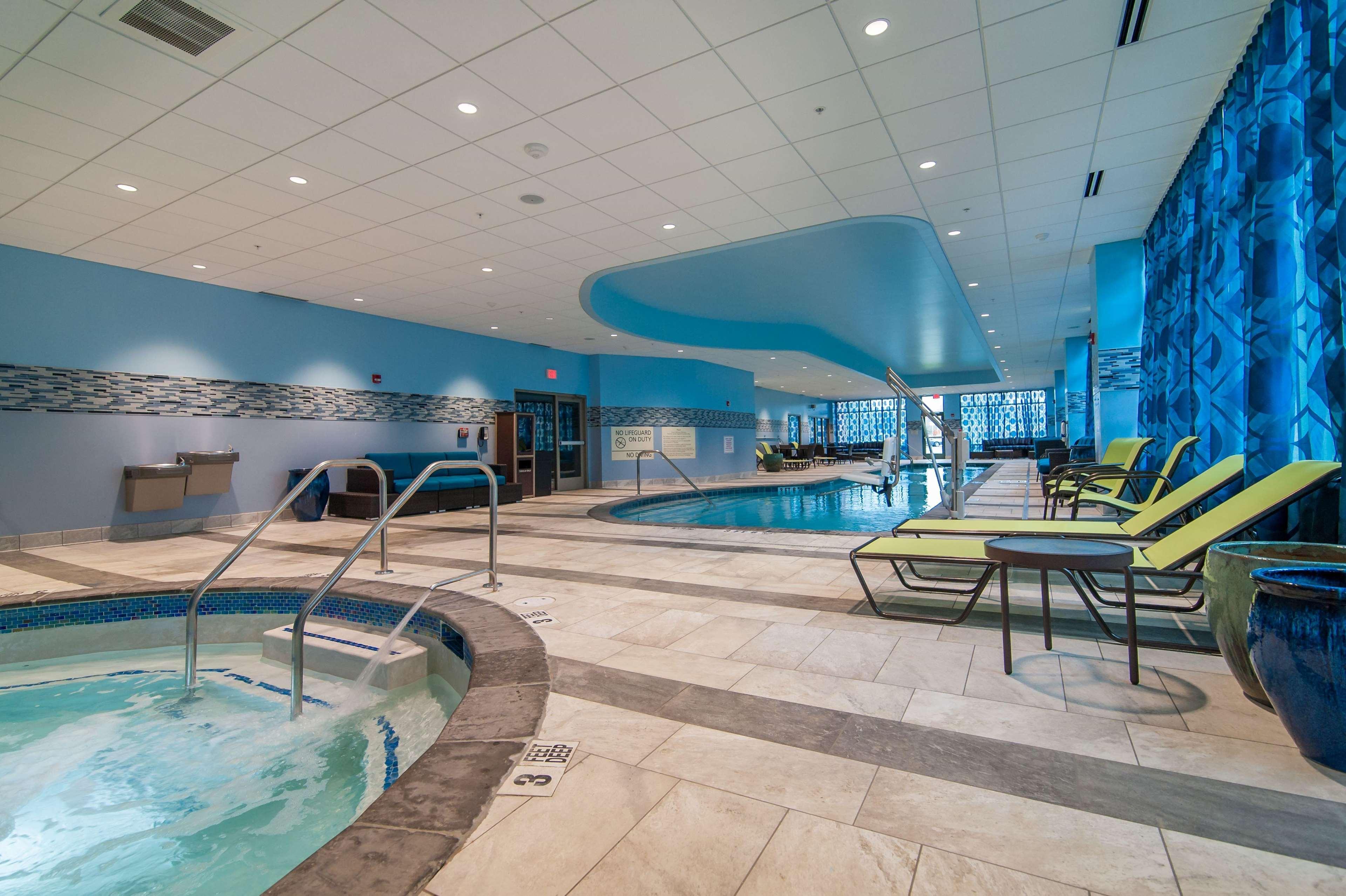 Hampton Inn Norwich Exterior foto